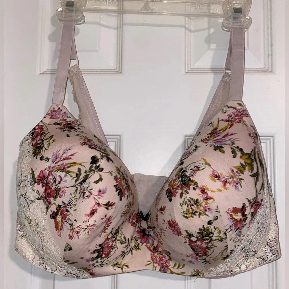 Cacique Pink Floral Lace‎ Underwire Bra